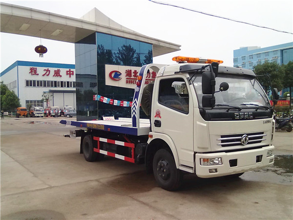 東風(fēng)多利卡救援車(chē)