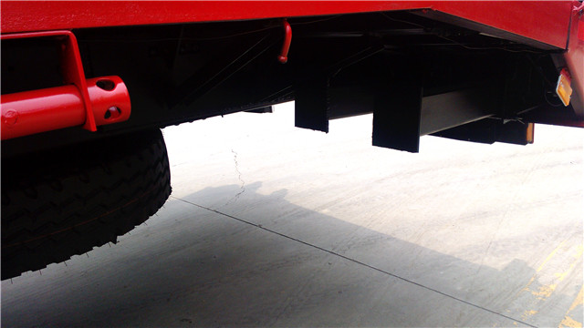 解放后雙橋平板運(yùn)輸車(chē)