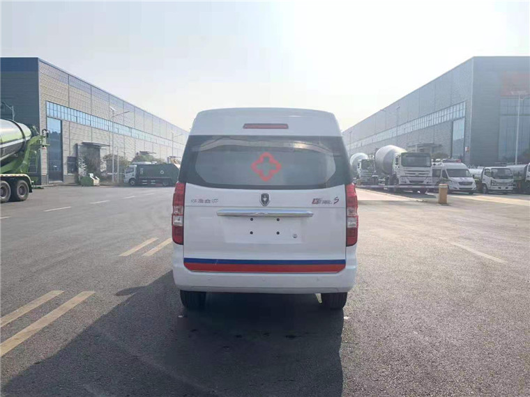 金杯小海獅S救護(hù)車(國(guó)六)圖片3