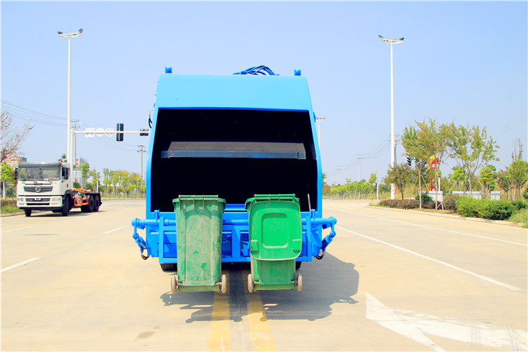 國(guó)六后雙橋18方壓縮垃圾車(chē)圖片5