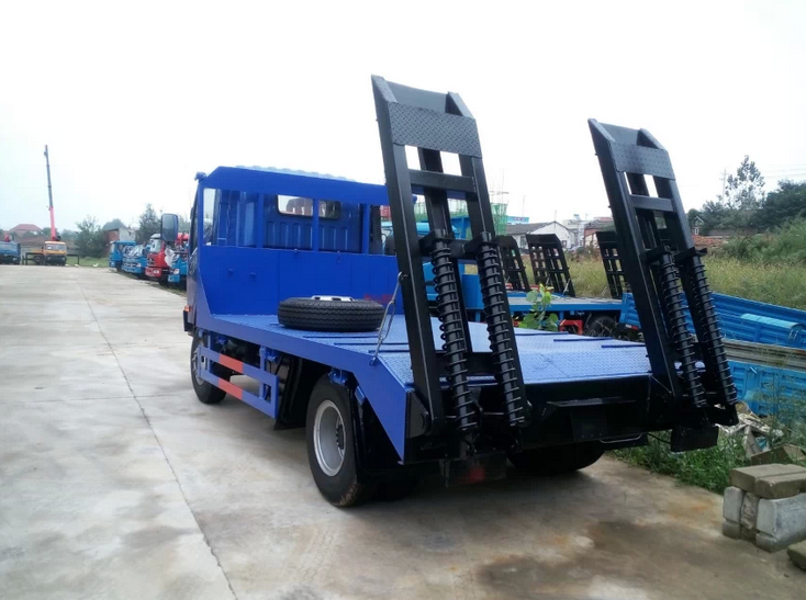 重汽王牌平板運輸車(藍牌)