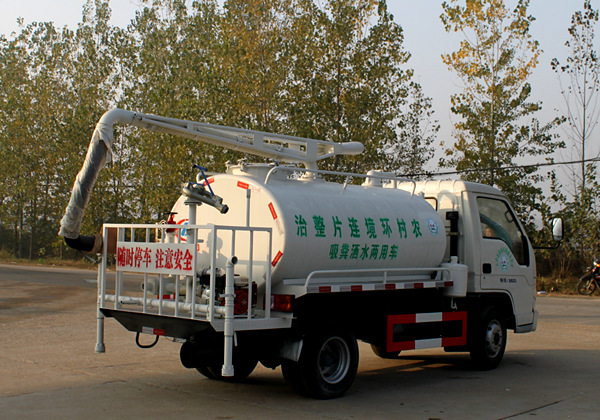 吸糞帶灑水兩用車 吸糞帶灑水兩用車