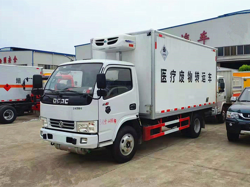 東風(fēng)多利卡醫(yī)療廢物轉(zhuǎn)運(yùn)車(chē)(國(guó)五)圖片2